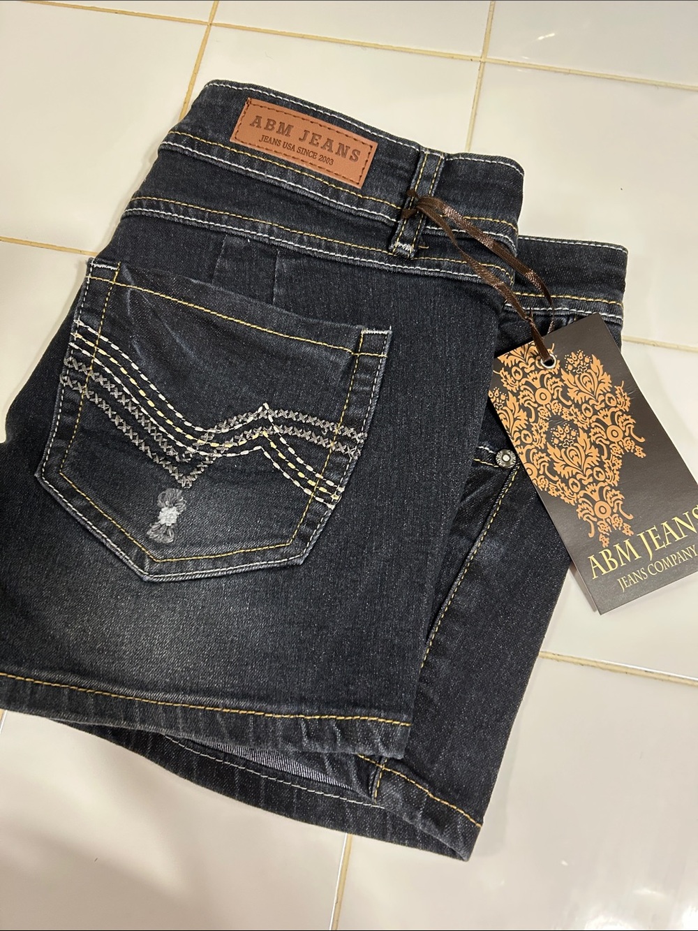 Men’s Dark Wash Denim Shorts - Black